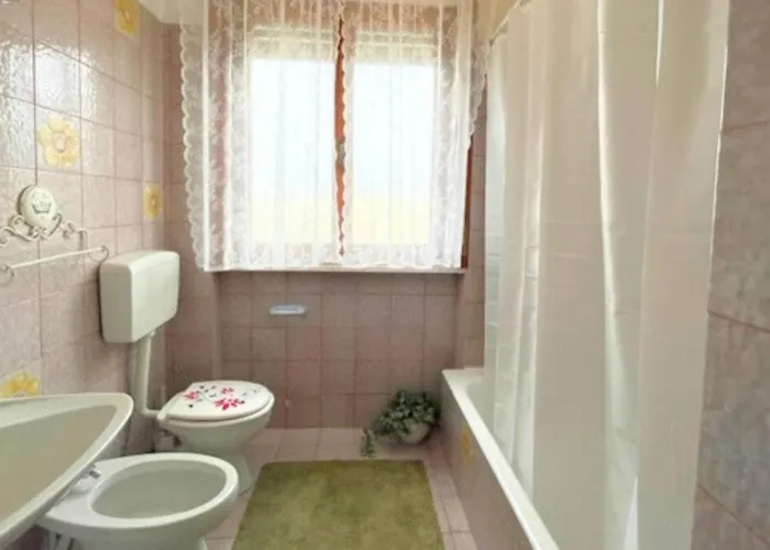 2 Parcheggio Privato - Wifi- Giardino Loano