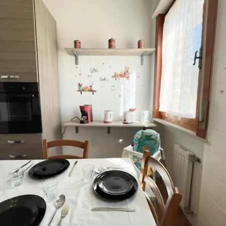 2 Parcheggio Privato - Wifi- Giardino 度假居